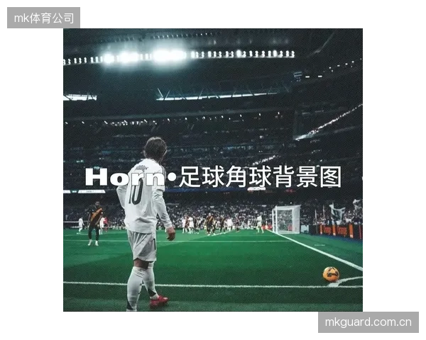 帕尔马角球传中质量有待提高，过多低平球使得中路抢点球员无从发挥。